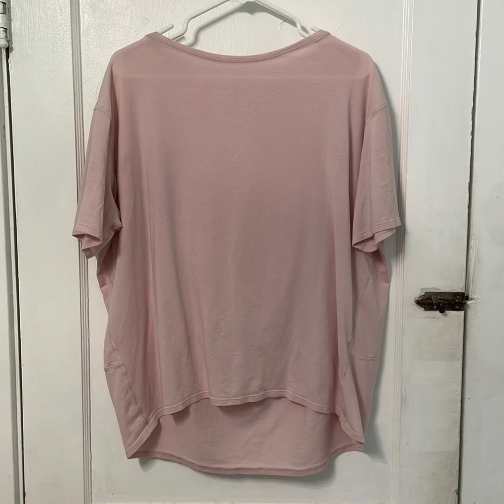 Lululemon Back In Action Short Sleeve Shirt 10